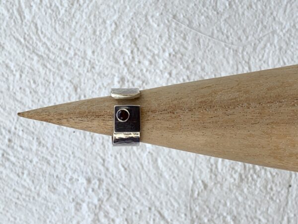 Garnet Signet ring - Image 3