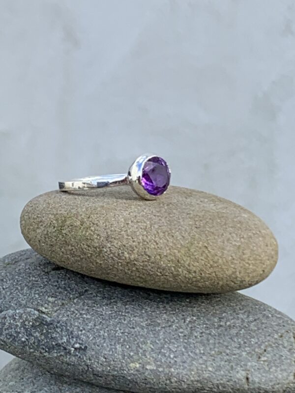 Amethyst single stone ring